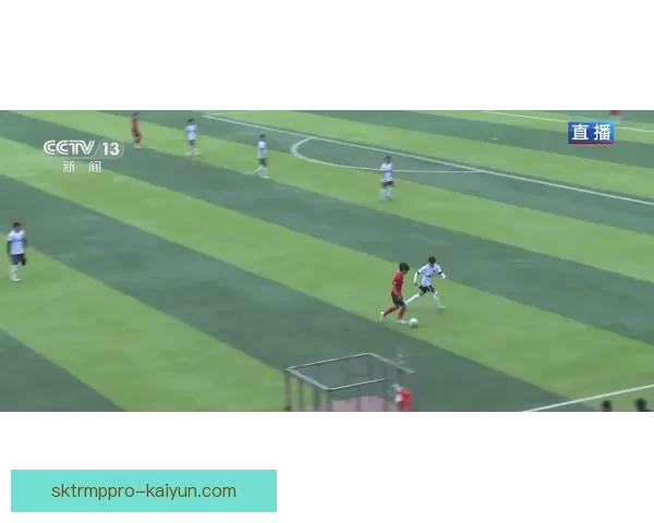 穆西亚拉的无球跑动效率持续提升，成为球队进攻的重要支点